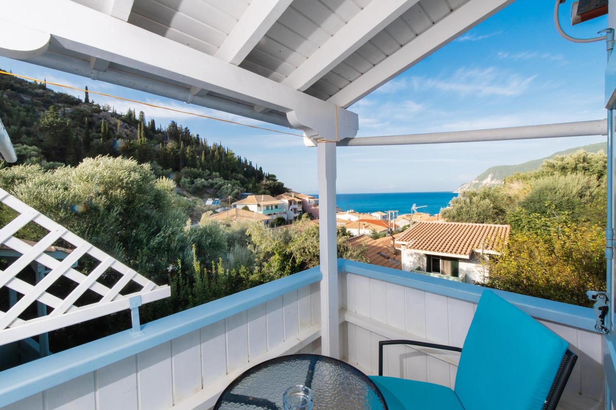 Hotel Selini Ayios Nikitas Bagian luar foto